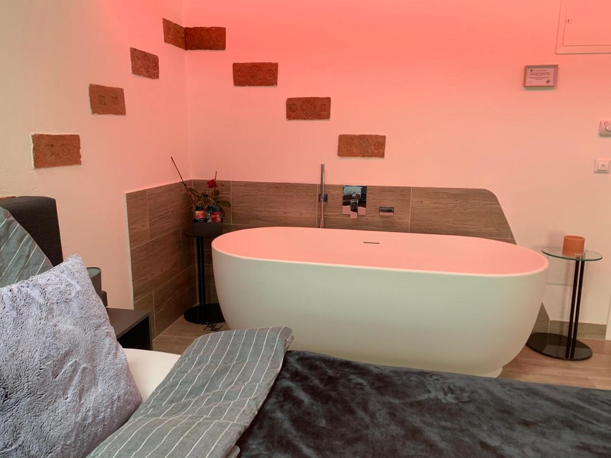 Auszeit Vienna Wellness Apartment Zewnętrze zdjęcie