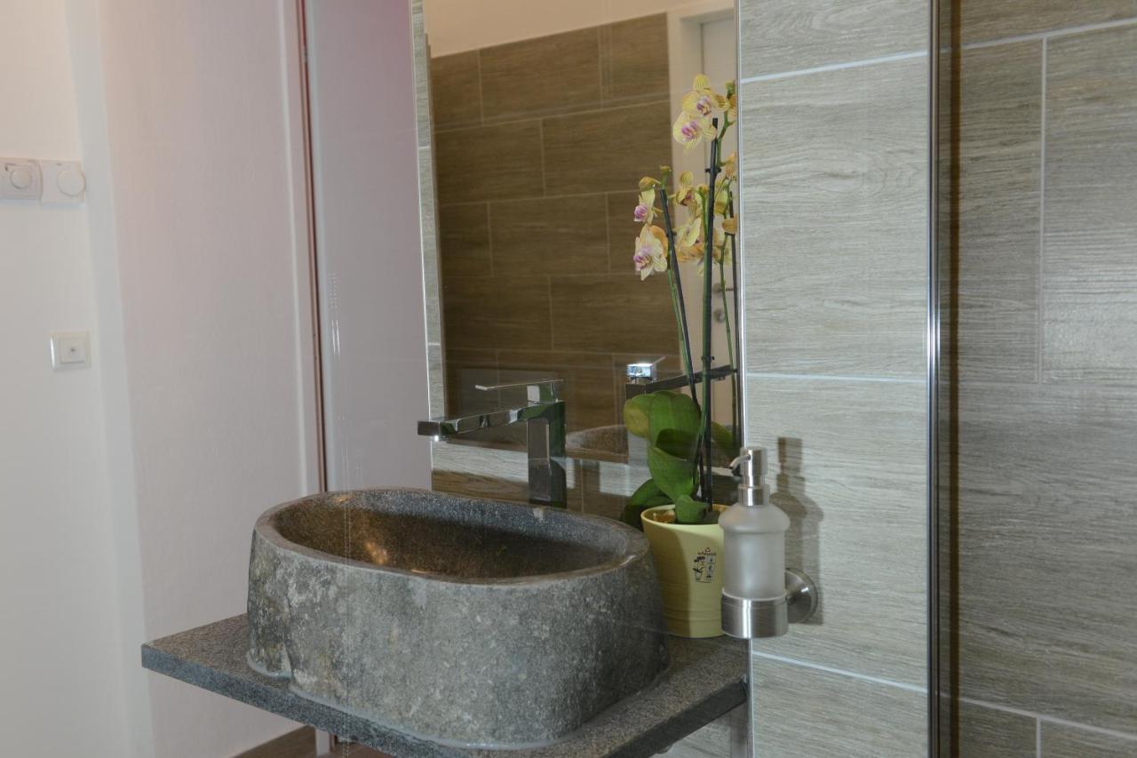 Auszeit Vienna Wellness Apartment Zewnętrze zdjęcie