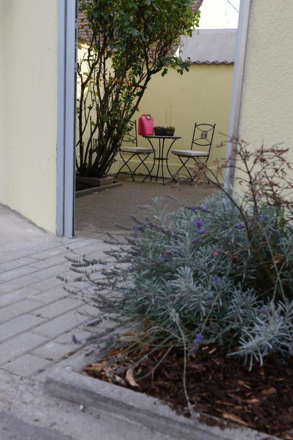 Auszeit Vienna Wellness Apartment Zewnętrze zdjęcie
